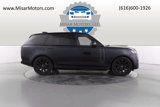 Used 2023 Land Rover Range Rover Long Wheelbase SE image 2