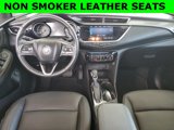 Used 2023 Buick Encore GX Essence image 2