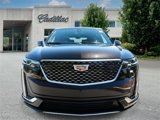 Used 2023 Cadillac XT6 Premium Luxury image 2