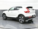 New 2025 Volvo XC40 B5 Core w/ Protection Package Premier image 4