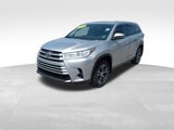 Used 2019 Toyota Highlander LE image 3