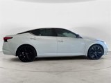 Used 2022 Nissan Altima 2.5 SR w/ Midnight Edition Package image 2