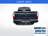 Used 2019 Nissan Titan SL w/ Midnight Edition image 4