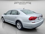 Used 2016 Volkswagen Passat 1.8T S image 3