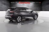 Used 2023 Nissan Murano SV image 3