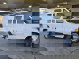 Used 2001 Ford E-250 and Econoline 250 Extended image 2