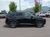Used 2023 Nissan Rogue S image 2