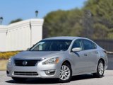 Used 2014 Nissan Altima 2.5 S w/ Display Audio Package image 2