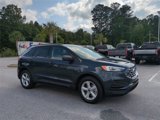 Used 2022 Ford Edge SE image 2