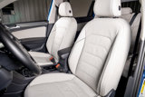 Used 2018 Volkswagen Tiguan SEL Premium image 4