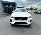 Used 2023 Volvo XC60 B5 Core image 2