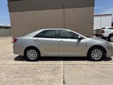 Used 2014 Toyota Camry LE image 4