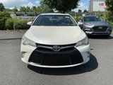 Used 2016 Toyota Camry SE image 2