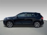Used 2024 Volkswagen Taos SE image 3