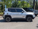 Used 2016 Jeep Renegade Trailhawk image 2