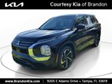 Used 2022 Mitsubishi Outlander ES image 1