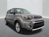 Used 2017 Kia Soul + image 3