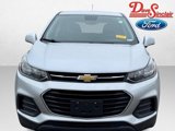 Used 2018 Chevrolet Trax LS image 2