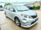 Used 2011 Toyota Sienna SE image 3