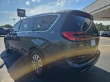 Used 2022 Chrysler Pacifica Touring-L w/ Uconnect Theater Family Group image 3