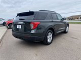 Certified 2022 Ford Explorer XLT w/ Class IV Trailer Tow Package image 5