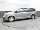 Used 2019 Dodge Grand Caravan SE w/ UConnect Hands-Free Group image 3
