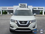 Used 2020 Nissan Rogue SV image 2