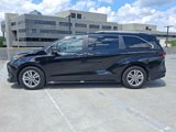 Used 2024 Toyota Sienna Platinum image 2