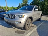 Used 2019 Jeep Grand Cherokee Laredo w/ Laredo X Package image 2