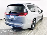 New 2025 Chrysler Pacifica Limited w/ Trailer Tow Group image 6