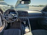 Used 2024 Hyundai Elantra SE image 5
