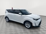 Used 2024 Kia Soul S image 3