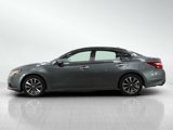 Used 2017 Nissan Altima 2.5 SV image 2