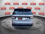 Used 2018 Land Rover Discovery SE image 3