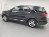 Used 2019 Ford Explorer XLT image 3