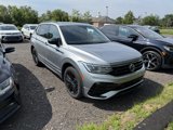 Used 2022 Volkswagen Tiguan SE R-Line image 5