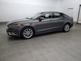 Used 2017 Ford Fusion SE image 2