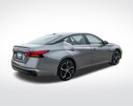 Used 2023 Nissan Altima 2.5 SR w/ SR Premium Package image 5
