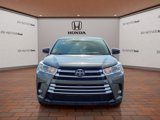 Used 2019 Toyota Highlander LE image 2