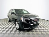 Used 2023 GMC Terrain SLE image 2