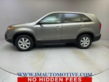 Used 2013 Kia Sorento LX image 2