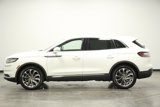 Used 2023 Lincoln Nautilus Reserve w/ Equipment Group 201A image 5