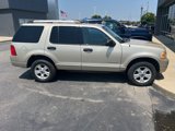 Used 2005 Ford Explorer XLT image 4