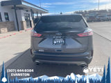 Used 2022 Ford Edge Titanium image 3