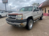 Used 2004 Chevrolet Silverado 2500 LT w/ Heavy-Duty Power Package image 2