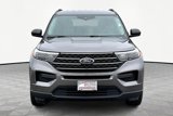 Used 2021 Ford Explorer XLT image 3