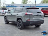 Used 2023 Jeep Cherokee Altitude Lux image 2