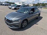 Used 2019 Volkswagen Jetta R-Line image 2