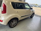 Used 2013 Kia Soul + w/ Audio Pkg image 4