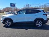 Used 2021 Kia Seltos EX image 4